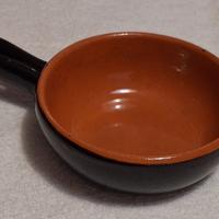 Tegamino in terracotta con manico