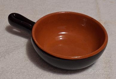 Tegamino in terracotta con manico