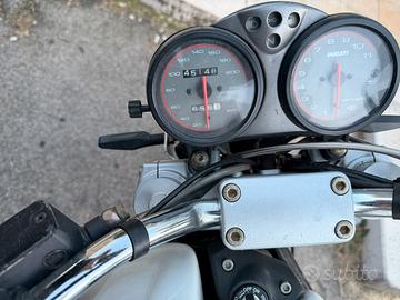 Ducati monster 2002