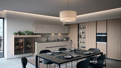 CUCINA LINEARE CON COLONNE ATREZZATE +VETRINA