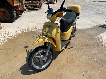 Piaggio free 50 Motorino per il mare