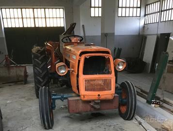 Trattore gommato Fiat 415 45 cv.06/1965.2300 ore