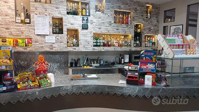 Bar avviato, centralissimo