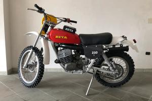Moto regolarita Beta 250 GS anno 1976
