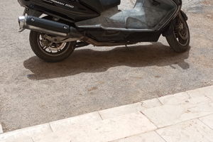 Suzuki Burgman 650 executive