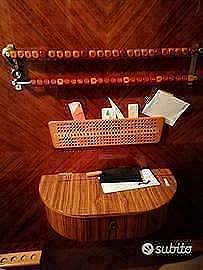 Porta abiti da parete