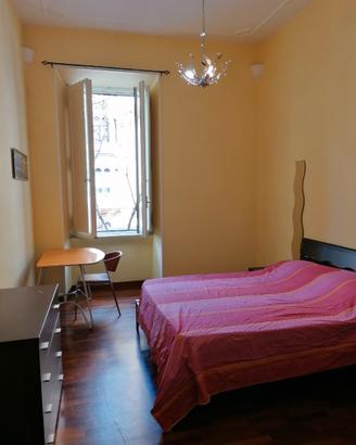 Ampia stanza disponibile in zona Prati