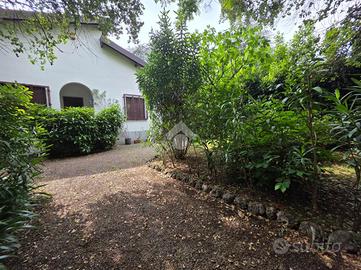 VILLA SINGOLA A PONTE SAN PIETRO