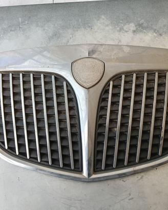 GRIGLIA ANTERIORE LANCIA Ypsilon 2° Serie (06>10)