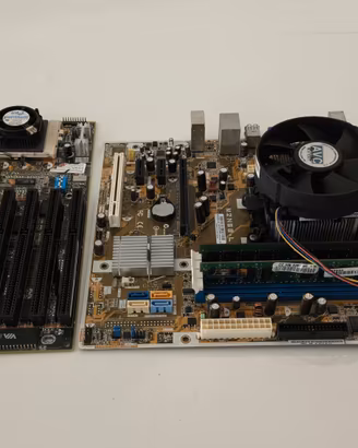 2 Schede Madri Retrogaming Pentium 1 ed AMD Phenom