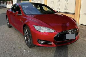 Tesla Model S P85D Performance – 700 CV