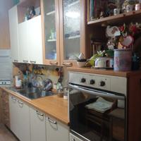 cucina lineare con colonna forno 