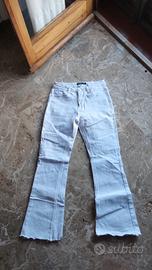 pantaloni jeans 