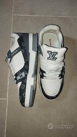 Louis Vuitton trainers 43,5