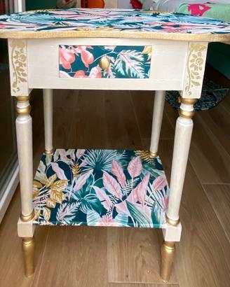 Incantevole mobiletto