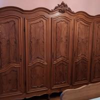 Camera in legno massiccio
