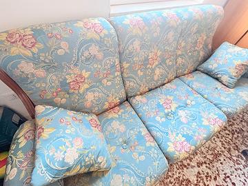 Divano 3 posti tessuto floreale