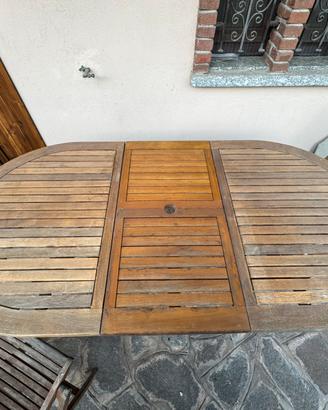 Tavolo per esterno in legno massello