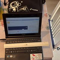 PC portatile Toshiba piccolo