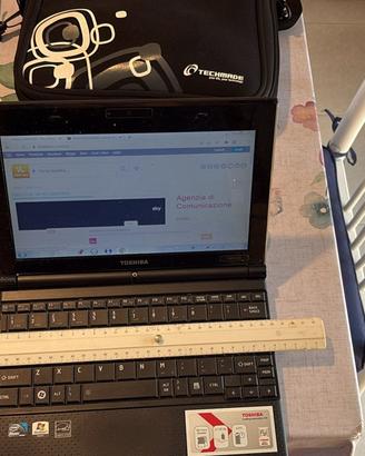 PC portatile Toshiba piccolo