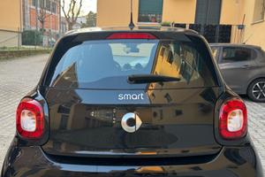 Smart forfour nera