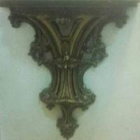 Capitello parete legno intarsiato 