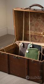 Porta cellulare all'uncinetto 