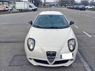 ALFA MITO QUADRIFOGLIO VERDE
