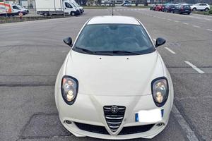 ALFA MITO QUADRIFOGLIO VERDE