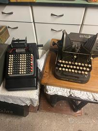 Macchina da scrivere OLIVER e calvolatrice