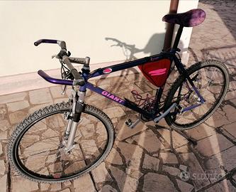 MOUNTAIN BIKE GIANT ESCAPER 