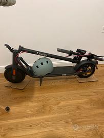Monopattino elettrico Navee V50