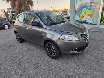 Lancia Ypsilon 0.9 TwinAir 85 CV 5 porte Metano Ec