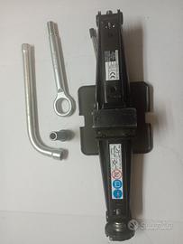 crick Opel combo con chiave ruota e gancio traino
