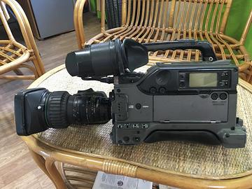 CAMCORD SONY 300 AP USATO