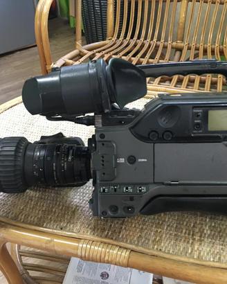 CAMCORD SONY 300 AP USATO
