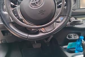 Yaris Hibryd x Disabili