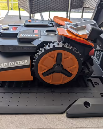  Worx Landroid Vision M WR208E.1  Robot Tosaerba