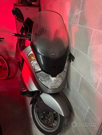 Aprilia atlantic 500