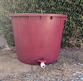 Mastello vino 350l con rubinetto