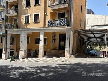 Immobile di 120 m² con 3 locali a Avellino