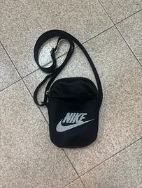 Borsellino nike