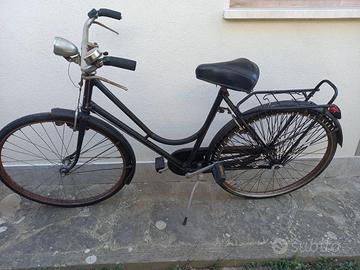 Bicicletta vintage Legnano con freni a bacchetta