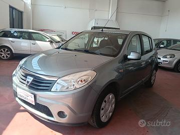 Dacia Sandero 1.4 8V - per neopatentati -2009