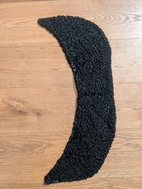 Collo in pelliccia di persiano nero