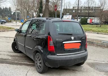 Lancia Musa 1.4