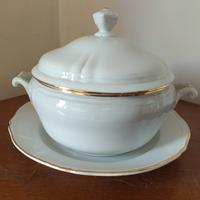 Zuppiera in porcellana della Richard Ginori