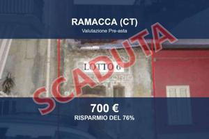 Immobile in asta di 23 m² con più di 5 locali a Ra