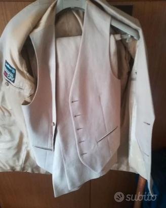 vestito completo da uomo vintage