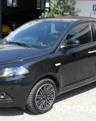 LANCIA Ypsilon 1.2 GPL 33.000 KM GOLD